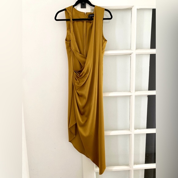 CUSHNIE Silk Gold Drape Dress - Sz 10 but worn as gown for Sz 4!! - Picture 3 of 8